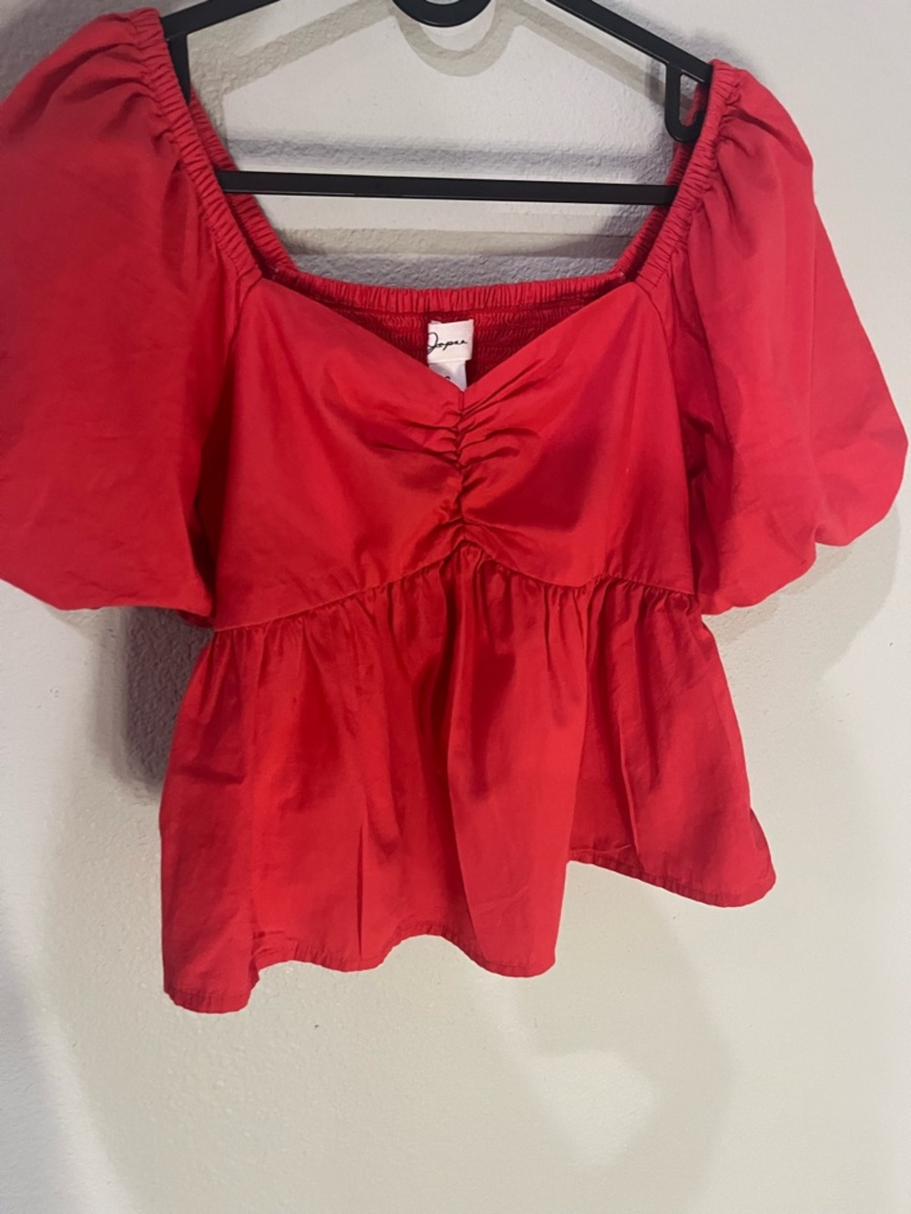 Red Ruched Peasant Top - Picture 4 of 8